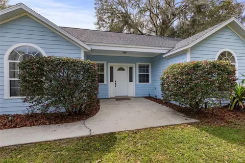6300 Ave D, Mcintosh, FL 32664