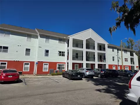 2360 SW Archer Rd #620, Gainesville, FL 32608