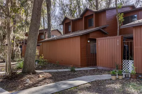 820 SW 55th Ter, Gainesville, FL 32607