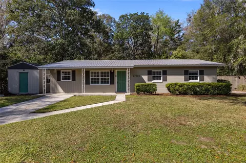1706 NW 38th Ter, Gainesville, FL 32605