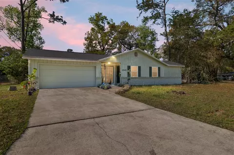 3245 NW 46th Pl, Gainesville, FL 32605
