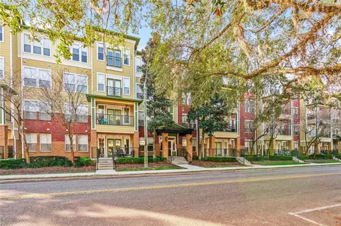 1185 SW 9th Rd #207, Gainesville, FL 32601