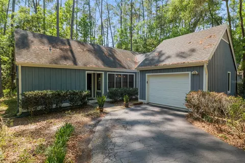 4728 SW 85th Dr, Gainesville, FL 32608