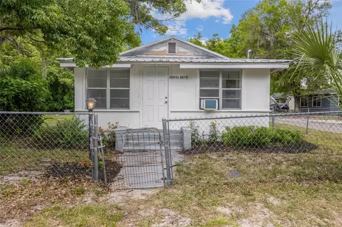 6539 SE 214th St, Hawthorne, FL 32640