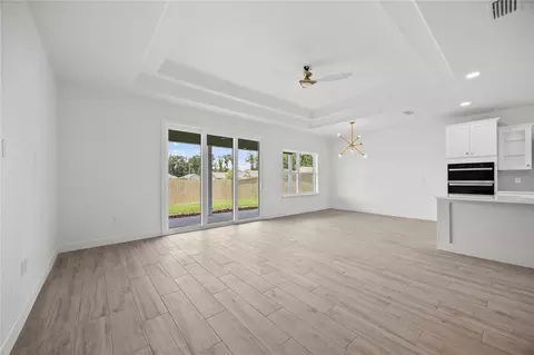 Living - 1018 SW 67th Way, Gainesville, FL 32607 photo 2 of 4