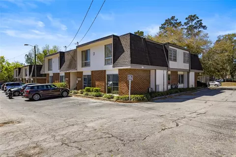 1700 SW 16th Ct #J2, Gainesville, FL 32608