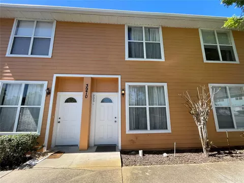 3970 SW 20th Ave #906, Gainesville, FL 32607