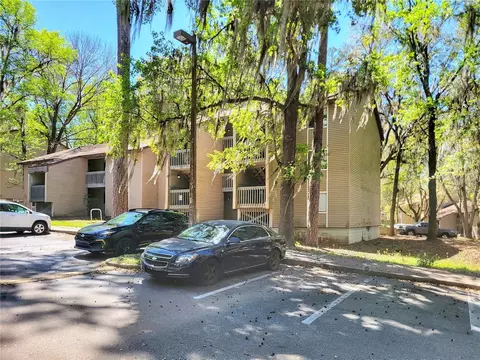 109 SE 16th Ave #Q301, Gainesville, FL 32601