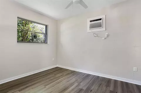 Bedroom - 2830 SE 31st St, Ocala, FL 34471 photo 6 of 6