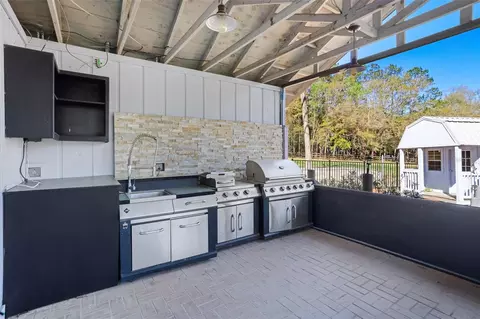 Kitchen - 2830 SE 31st St, Ocala, FL 34471 photo 1 of 4
