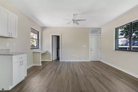 Living - 2830 SE 31st St, Ocala, FL 34471 photo 7 of 8