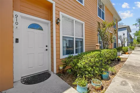 3970 SW 20th Ave #910, Gainesville, FL 32607