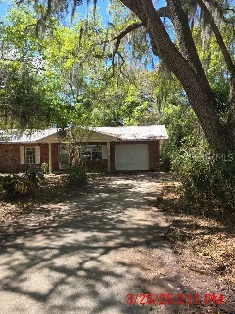 306 NE 5 St, Chiefland, FL 32626