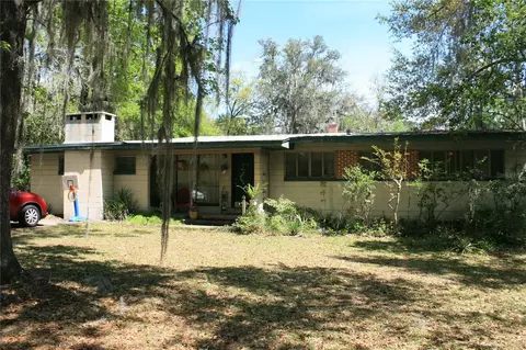 213 NW 34th Ter, Gainesville, FL 32607