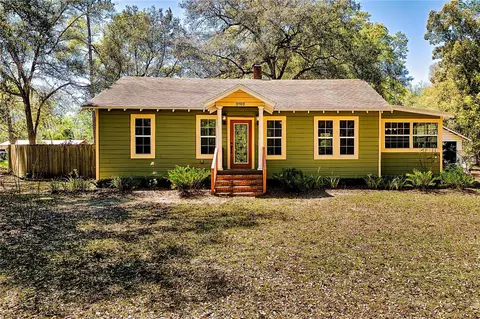 3702 NW 17th St, Gainesville, FL 32605