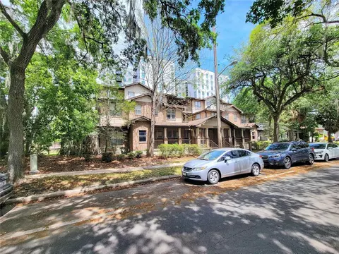 1220 SW 1st Ave #307, Gainesville, FL 32601