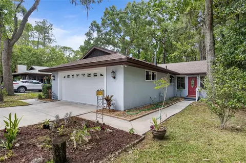 4038 NW 86th Blvd, Gainesville, FL 32653