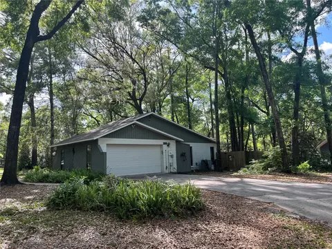 216 SW 75th Ter, Gainesville, FL 32607