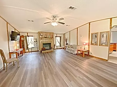 193 SW Fox Pl, Fort White, FL 32038