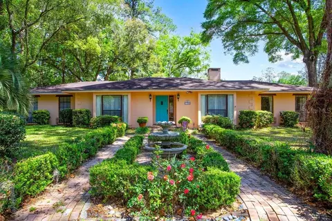 1705 NW 22nd Dr, Gainesville, FL 32605