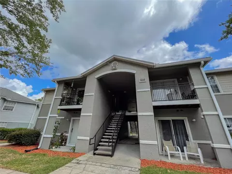 3705 SW 27th St #1025, Gainesville, FL 32608