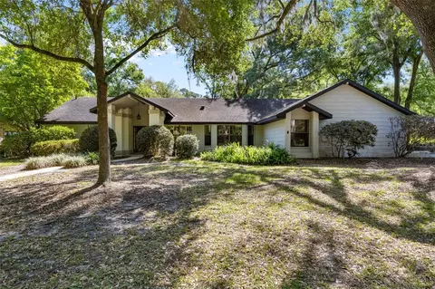 2415 NW 38th Dr, Gainesville, FL 32605