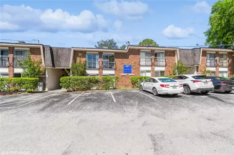 1700 SW 16th Ct #A1, Gainesville, FL 32608