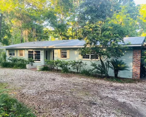 4013 SW 18th St, Gainesville, FL 32608
