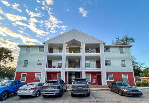 2360 SW Archer Rd #807, Gainesville, FL 32608