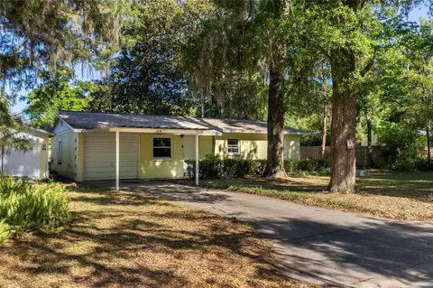 319 SE 71st St, Gainesville, FL 32641