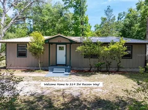 219 SW Raccoon Way, Fort White, FL 32038
