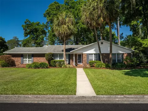 2110 NW 20th Ter, Gainesville, FL 32605
