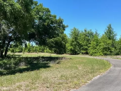 4950 NW 36th St, Bell, FL 32619