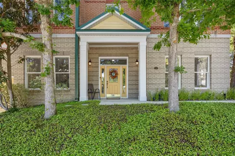 134 NE 5th St, Gainesville, FL 32601