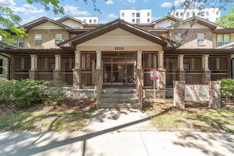 1220 SW 1st Ave #302, Gainesville, FL 32601