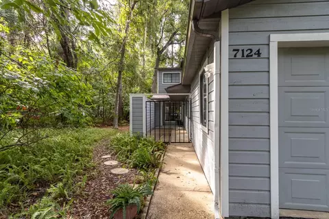 7124 NW 52nd Ter, Gainesville, FL 32653