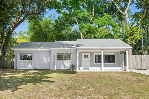 2130 NW 55th Ter, Gainesville, FL 32605