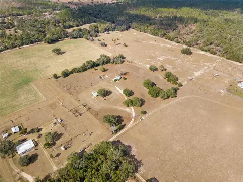 11406 SW 274th St, Newberry, FL 32669