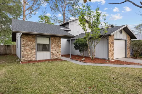 6013 NW 37th Ter, Gainesville, FL 32653