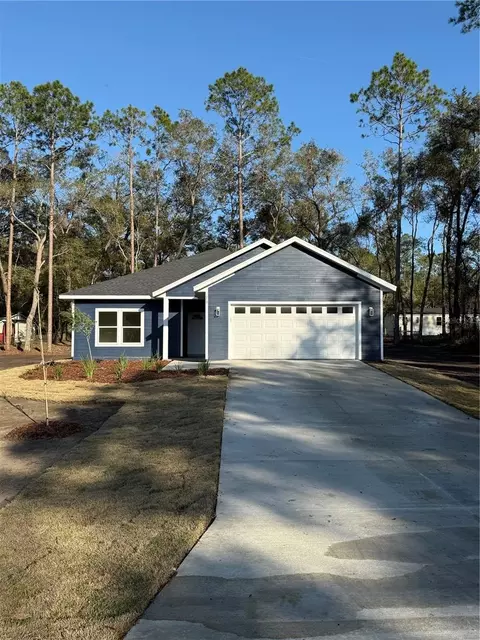 670 Stephens St, Bronson, FL 32621