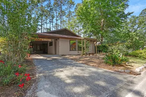 3937 NW 84th Pl, Gainesville, FL 32653