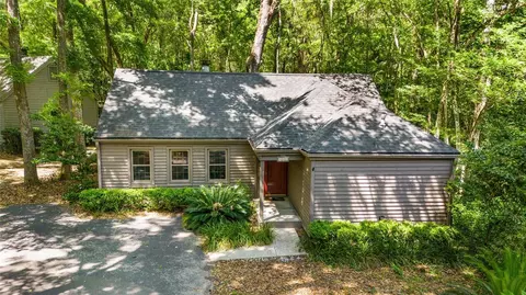 4511 SW 83rd Dr, Gainesville, FL 32608