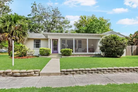506 NE 10th Ave, Gainesville, FL 32601