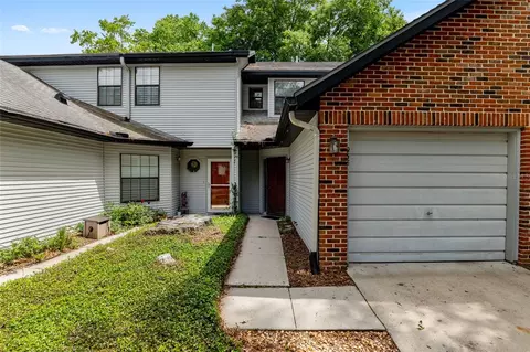 938 NW 42nd Ter, Gainesville, FL 32605