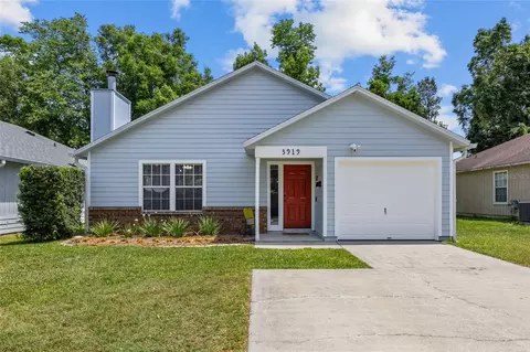 3919 SW 28th Ter, Gainesville, FL 32608