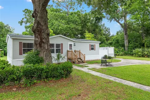 610 NW 251st St, Newberry, FL 32669