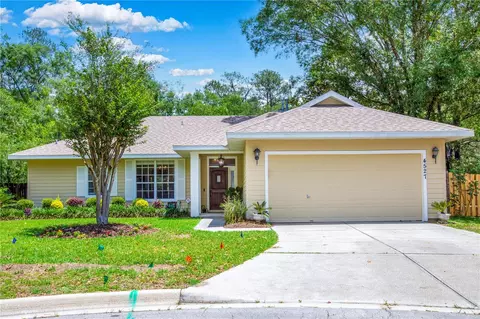 4527 NW 34th Dr, Gainesville, FL 32605
