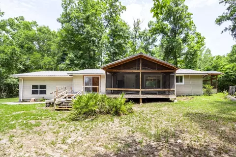 2169 SE 46th Way, Trenton, FL 32693