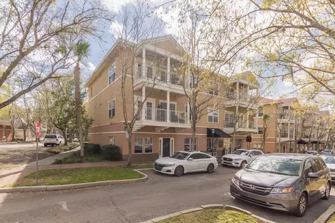 9119 SW 52nd Ave #C301, Gainesville, FL 32608