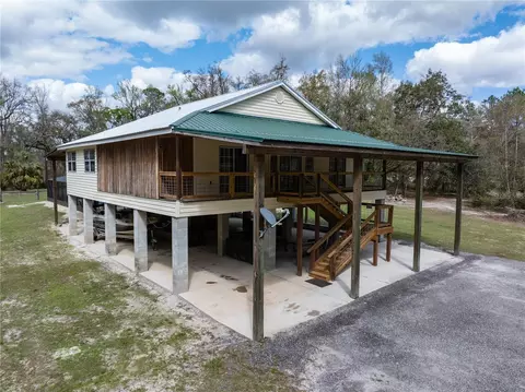 1137 NE Holly Rd, Branford, FL 32008